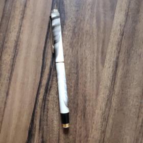 金融钢笔