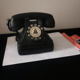 老式儿童电话机玩具