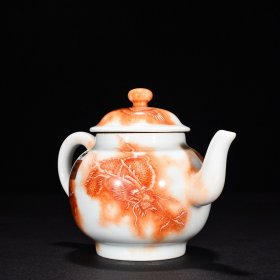 清雍正郎世宁绘矾红云龙纹壶2 高12.5厘米 宽18厘米