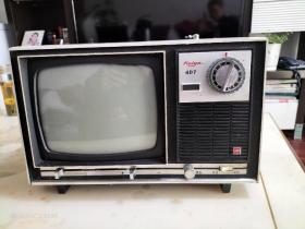 凯歌牌黑白电视机9寸(4D7型)