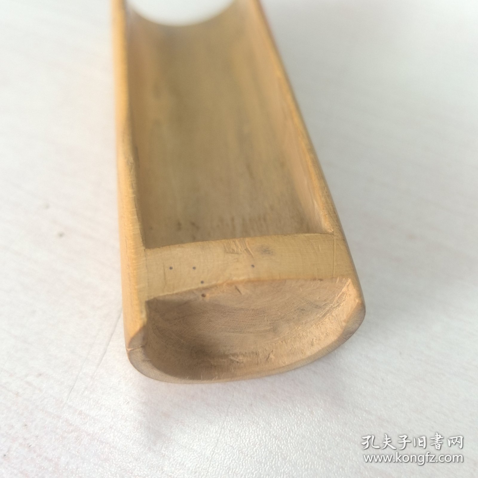 茶道具：日本实木茶道具，一木挖茶则，茶道必备工具，像是日本黑柿木，具体什么木购者自鉴，手工制作，竹子形状，非常细腻光滑。