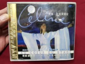 《席琳狄翁演唱会》双碟装VCD，碟片品好几乎无划痕！