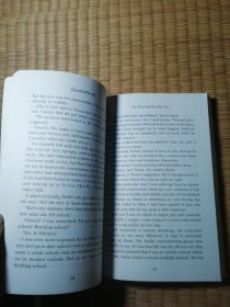 The Rose and the Yew Tree 阿加莎系列 玫瑰与紫杉树 英文原版( 32开英文原版 内干净无写涂划 实物拍图)