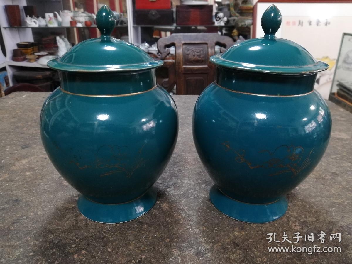 湖南醴陵星火瓷厂描金绿釉将军罐（六十年代至）