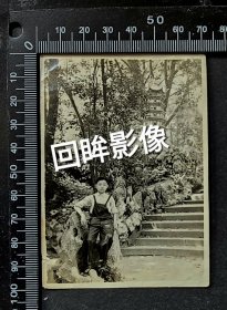 民国童工在武汉纱厂在武汉公园留影
