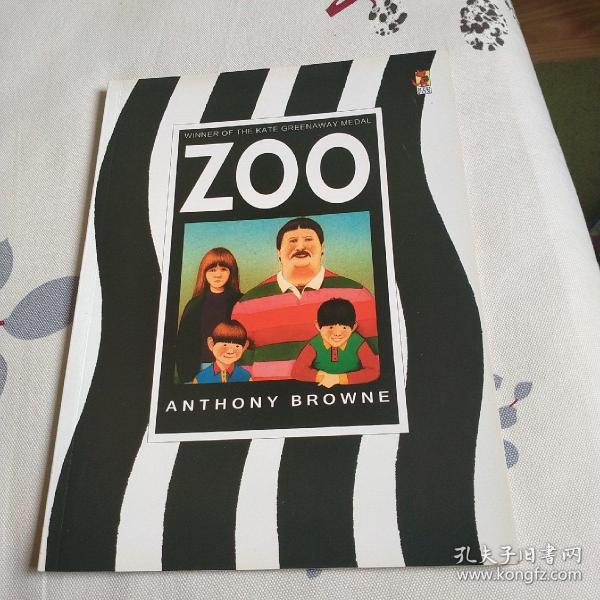 Zoo 《动物园》Winner of the Kate Greenaway Medal 凯特格林纳威奖 