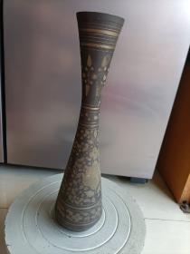 刻花铜花瓶(高38厘米请看图)