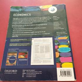 SECOND EDITION ECONOMICS COURSE COMPANION  附光盘  有笔记划线