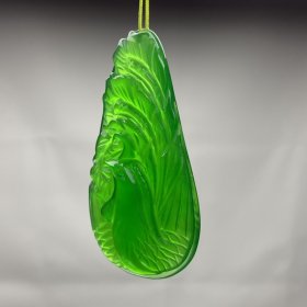 龙石种翡翠挂件，重47克