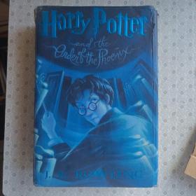 Harry Potter And The Order of The Phoenix
by J.K. Rowling 英语进口原版小说