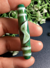 辽金闪电五眼天珠，主升官发财，不用问了包老包退