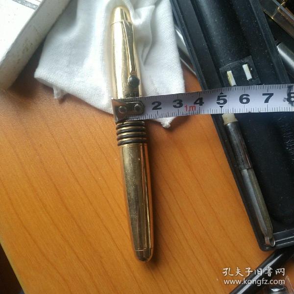 库存未使用钢笔，表面有括擦
