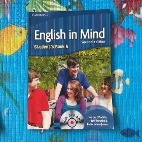 English in Mind Level 1 Student's Book with DVD-ROM