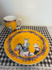 李津“食色禅一，玉粒金蒓”瓷器 ，盘子668/个，杯子198/个