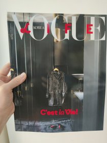 Vogue Korea韩国版2024年4月副刊Vogue life内容丰富很厚的一本