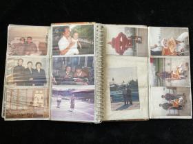 相册老照片 内含照片都“7l l张 打包出不单售 品相如图 现状出售 尺寸参见一元硬币 年代感十足 喜欢的朋友不要错过