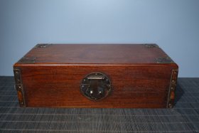 （亏本捡漏特价处理）旧藏花梨木包铜角首饰盒，长27cm,宽13cm,高8cm,重839g
