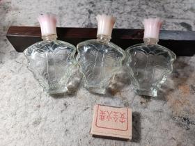 民国香水瓶三个，完整包老，怀旧藏品，便宜出不议价售出不退换了