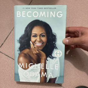 BECOMING MICHELLE OBAMA（英文原版）