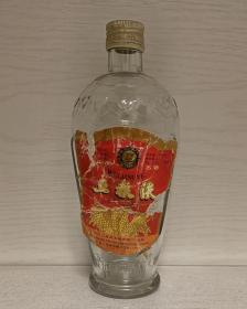 1985年五粮液52度酒瓶