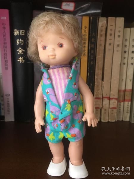 编号196号库存怀旧穿衣胶皮娃娃 库存品 神态各异，无一相同