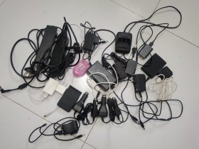 充电器（乱七八糟电源适配器、联想电脑充电器，手机充电头20件一起）不保全部能用看好拍免争议！
