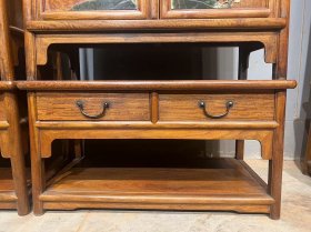 清代海南黄花梨镶嵌百宝面条柜一对