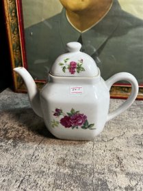 567瓷，70年代景德镇贴花茶壶一把