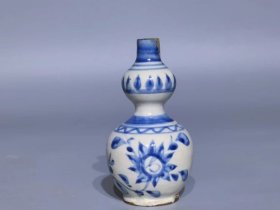 清代青花瓷葫芦瓶