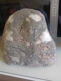 天然灵壁石--白灵壁玉山子（21厘米*24厘米）