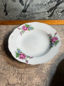 70年代，景德镇灯笼款花卉23厘米折腰折腰盘子4只合售y