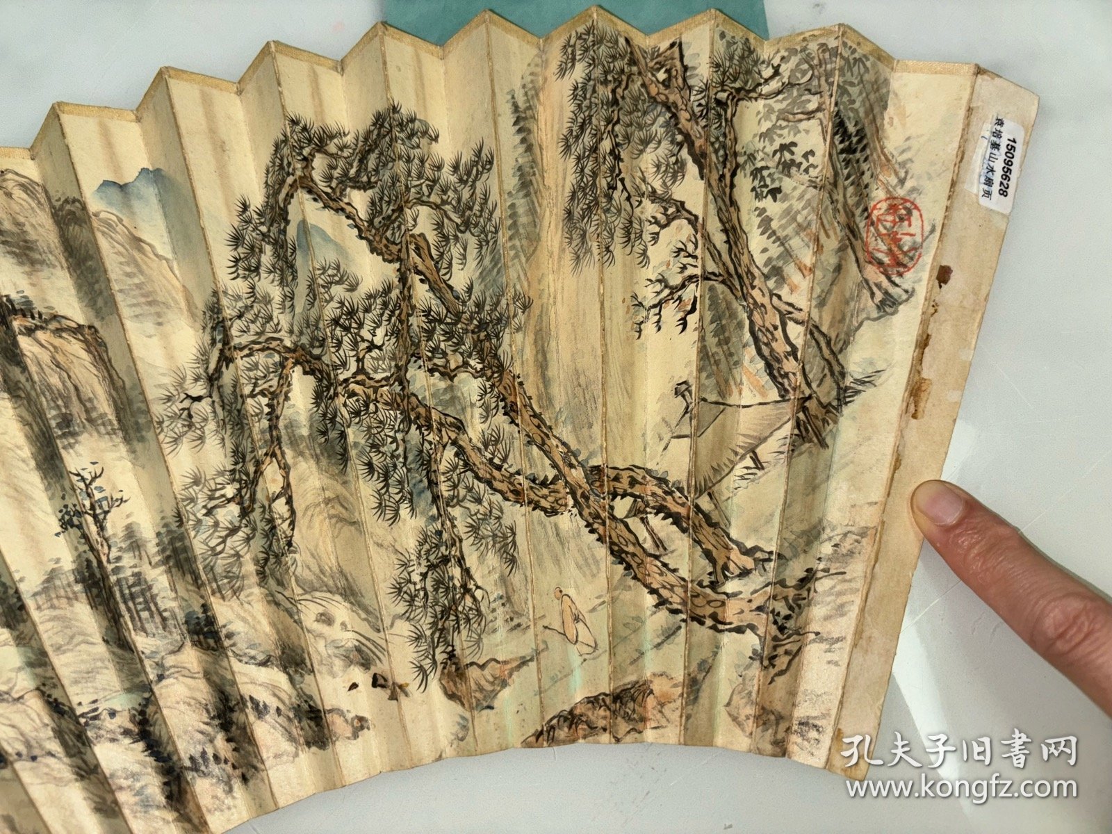 上海文物公司旧藏晚清民国时期吴中著名山水画家袁培基山水沙孟海老师钱罕书法无骨成扇52*18 培基 （1870年-1943年），字幼辛，号雪庵居士、雪庵叟。吴县人，居木渎下沙塘，是民国时期吴中的山水画家。 袁培基生于书香门第，其父为清末秀才，家藏古籍甚多，培基自小有苦读精神，常在古书堆中寻觅笔记小说、诗词画册、终夜阅读不倦。喜唐诗，15岁能背诵200余首；又喜丹青，见画片就涂抹点染。最初，因