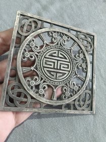镂空挂牌