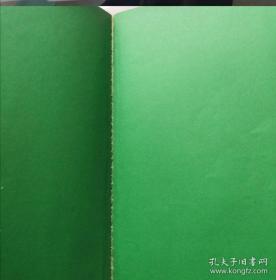 金庸小说，鹿鼎记五册全，明河社1981年初版修订本，少见，只是外侧有些斑点，第五册护封有破损。第一册210到215页有两张脱离不缺页，其他缺点已尽量拍摄出来，品相当不错