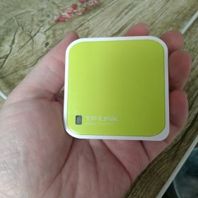 TP-LINK TL-WR702N普联150M迷你型便携式随身即插即用无线路由器