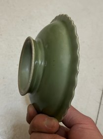 雕刻瓷盘子