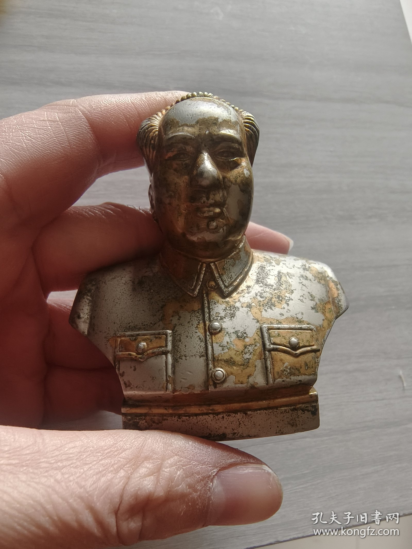 老银器主席像