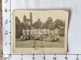1953年中国人民解放军某连着50式军装合影照片