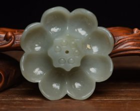 和田玉莲花香插