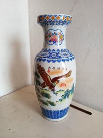 大展宏图马到功成瓶（口沿内有窑粘）