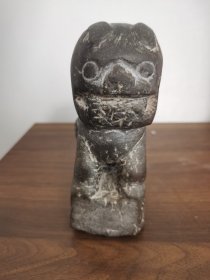 明代黑青石案头狮(基本全品，底稍有些残)