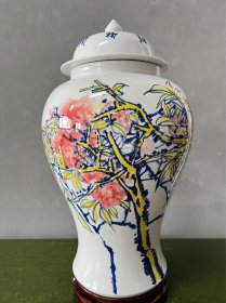 马胜利   中美协会员   手绘瓷器 景德镇青花瓷   高：46cm,宽：28c m，口径：16cm！