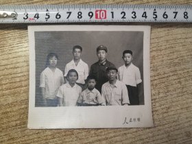 60年代军人家属合影