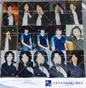 老狼本名王阳Laolang照片共101张合售，均是早期杂志社原版5寸老照片，实物拍摄有现货，要了可以直接下单。 抽屉20-1-041 本名:王阳 外文名:Laolang 代表作品 同桌的你、睡在我上铺的兄弟、恋恋风尘、流浪歌手的情人、北京的冬天、想把我唱给你听、虎口脱险、青春无悔、模范情书、情人劫、我要你、飞驰的人生 主要成就 第八届音乐风云榜最佳男歌手奖等
