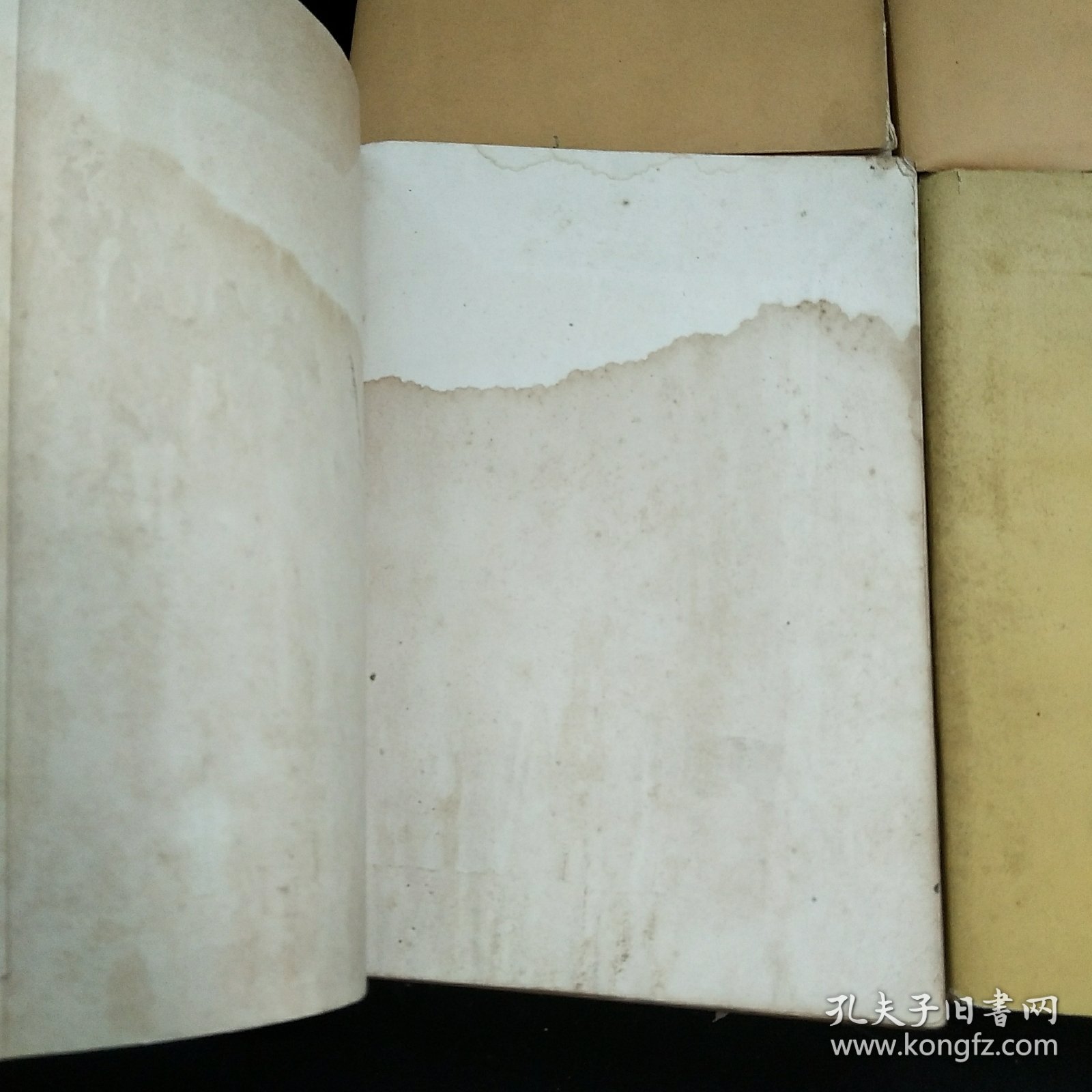 毛泽东选集1-4卷，繁体字竖版，16开本，第一卷是四印，其他均是一版一印