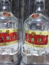 五粮液酒瓶不带酒盖两瓶