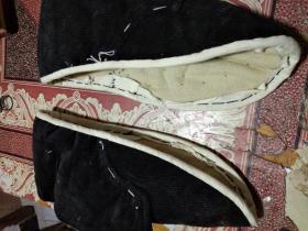 老物件棉鞋面；老式黑色灯芯绒小口棉鞋鞋面帮（没使用过）。