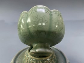 宋高丽青瓷茶盏高13厘米杯高6厘米直径8.2厘米