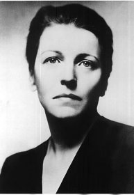 1938年诺贝尔文学奖得主，美国女作家赛珍珠（Pearl S. Buck，1892年6月26日－1973年3月6日）签名，已装裱