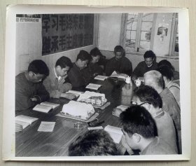 非常时期大幅照片、学习毛泽东思想继承毛主席遗志